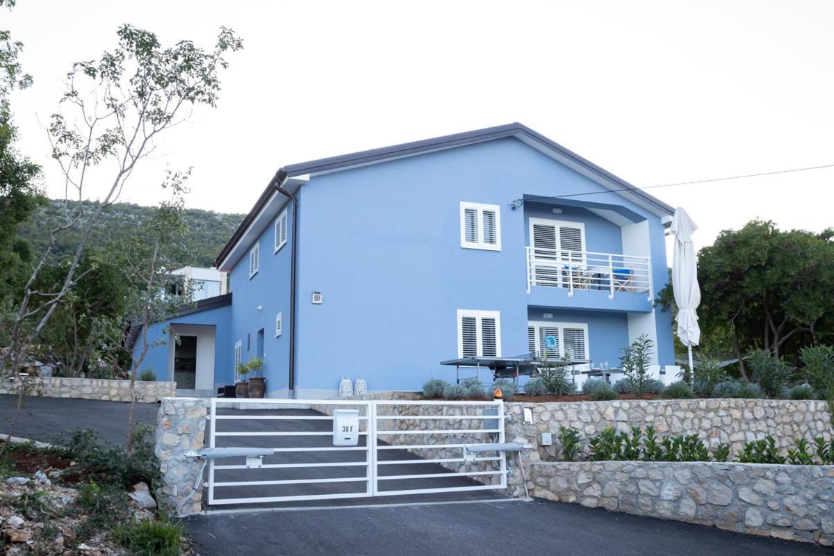 Villa Kate Drenje ลาบิน ภายนอก รูปภาพ